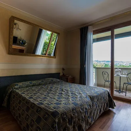 Porta Del Sole 4*