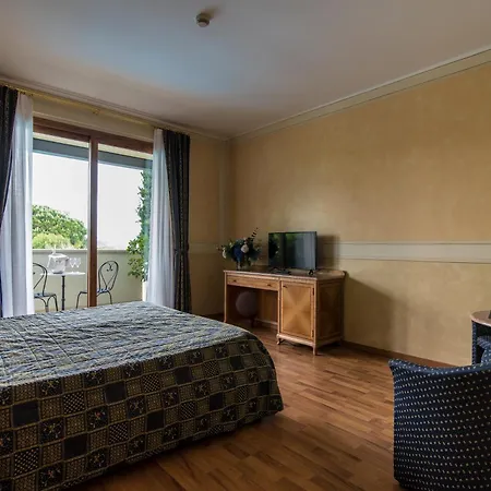 Hotel Porta Del Sole 4*
