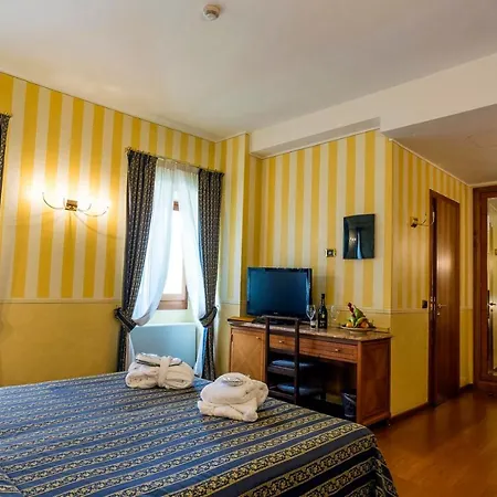 Porta Del Sole Hotel Soiano Del Lago